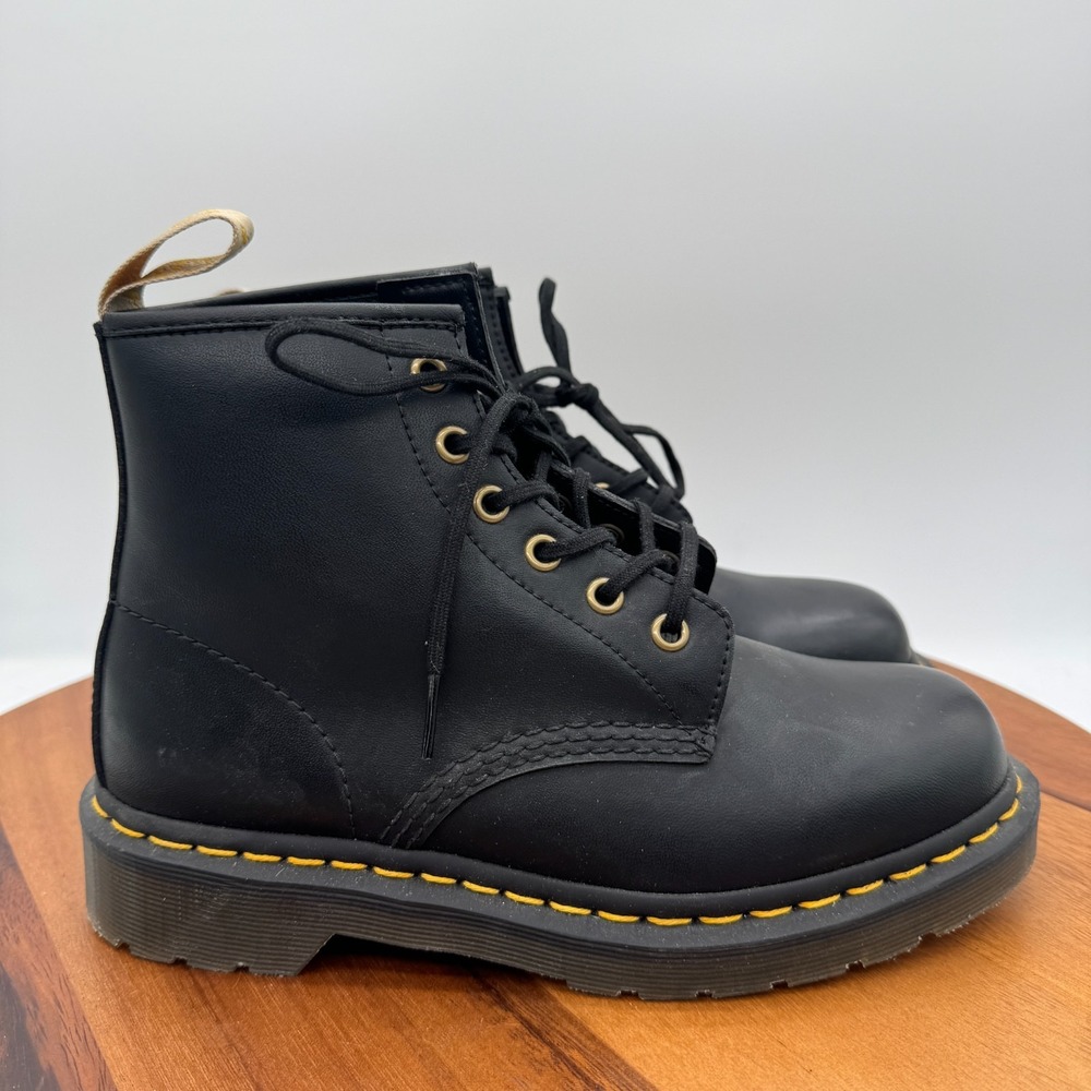 Dr Doc Martens Vegan 101 Womens Size 7 Black Combat Ankle Casual Boots